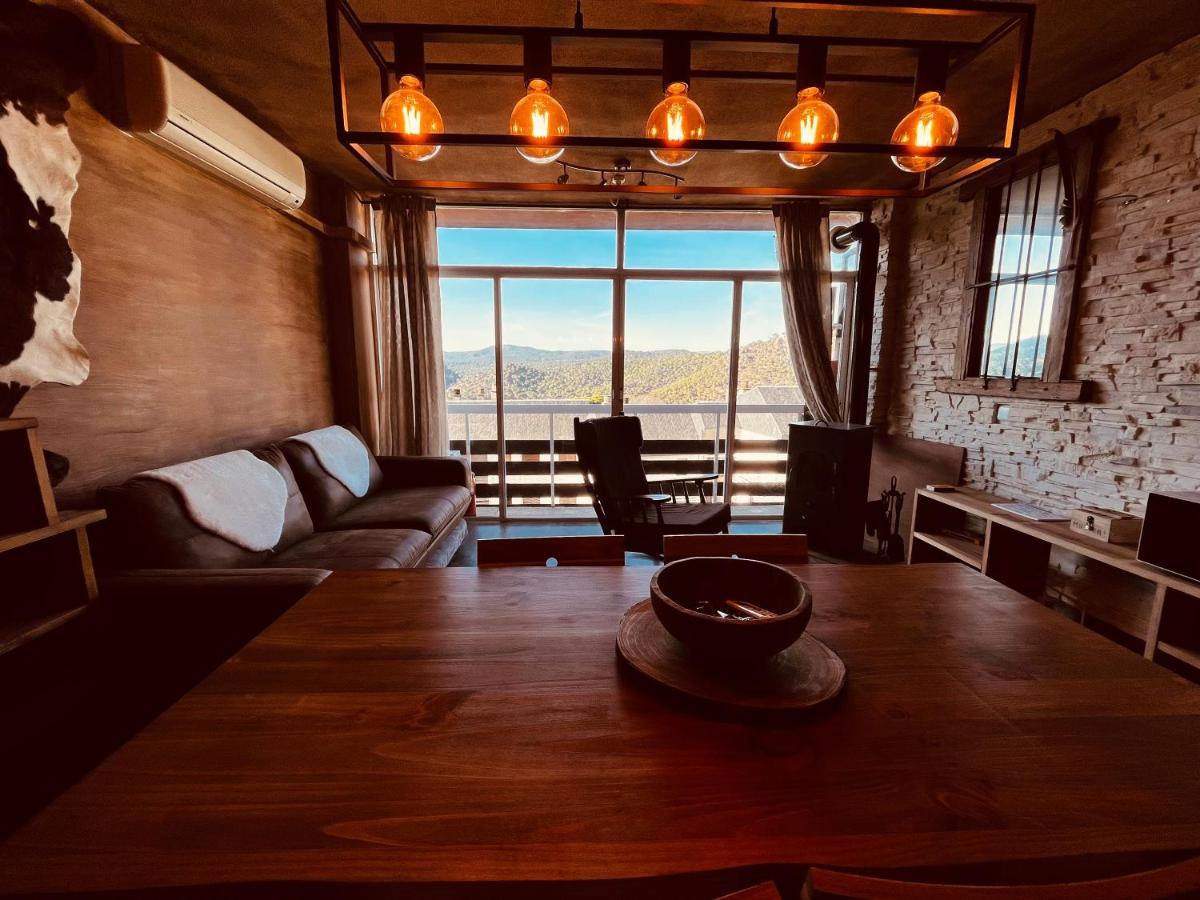 圣马丁德瓦尔德Old West House Pantano De San Juan公寓 外观 照片